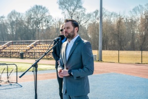 Wiceprezydent Marcin Gołek podczas konferencji