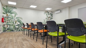 Sala edukacyjna wewnątrz pawilonu
