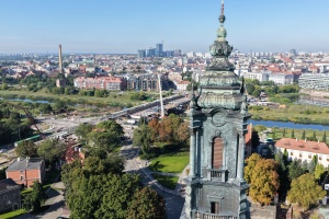 Przebudowa Mostu Chrobrego - plac budowy widziany z perspektywy drona