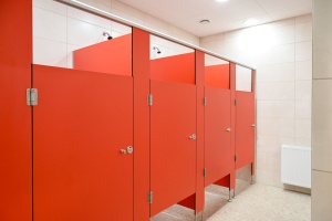 prysznice w Hali Sportów Walki