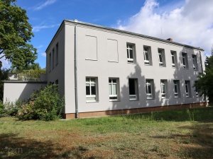 elewacje budynku - widok z ziemi