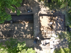 Prace archeologiczne widziane z perspektywy lotu ptaka
