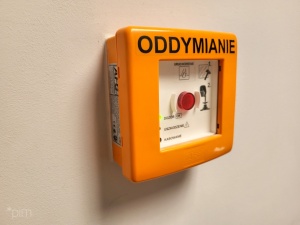 Element infrastruktury do oddymiania pomieszczeń