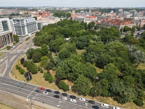 Park im. Karola Marcinkowskiego, w którym zamontowany zostanie pomnik Wypędzonych Wielkopolan w czasie II wojny światowej 