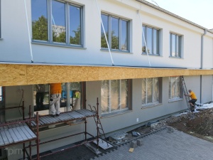 Prace budowlane podczas przebudowy SP 68