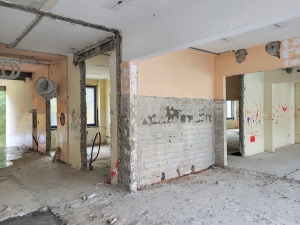 Prace budowlane podczas przebudowy SP 68